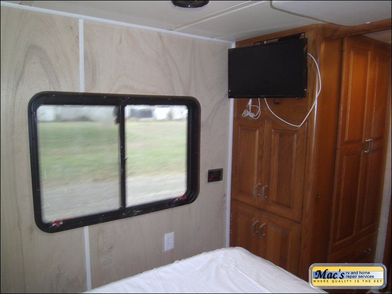 Frederickson – Holiday Rambler