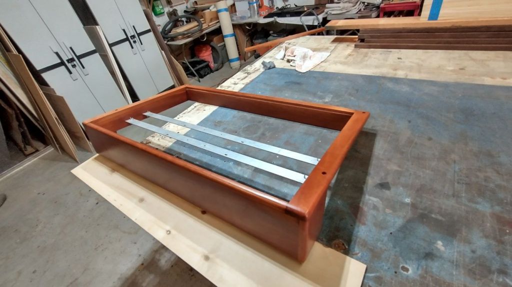 Helms – 2005 Country Coach Allure