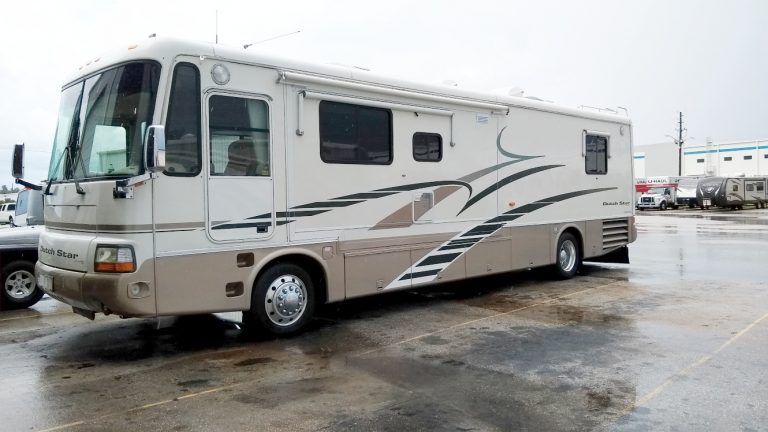 Spencer – 2000 Newmar Dutch Star