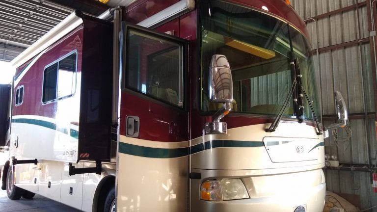 Ladd – 2005 Country Coach Inspire