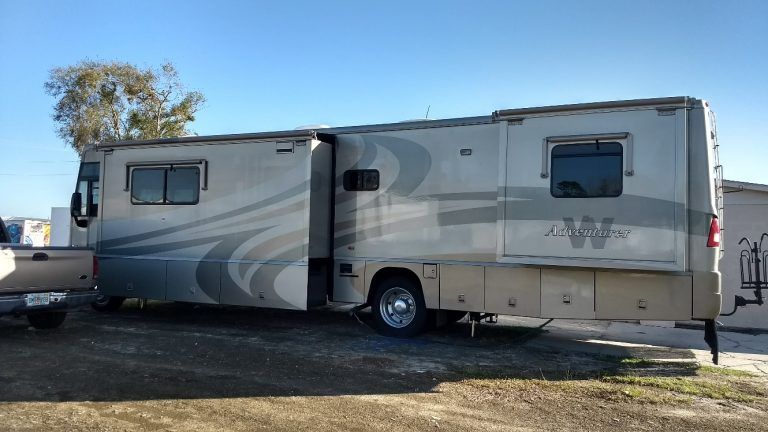 Godfrey – Winnebago Adventurer (2017 visit)